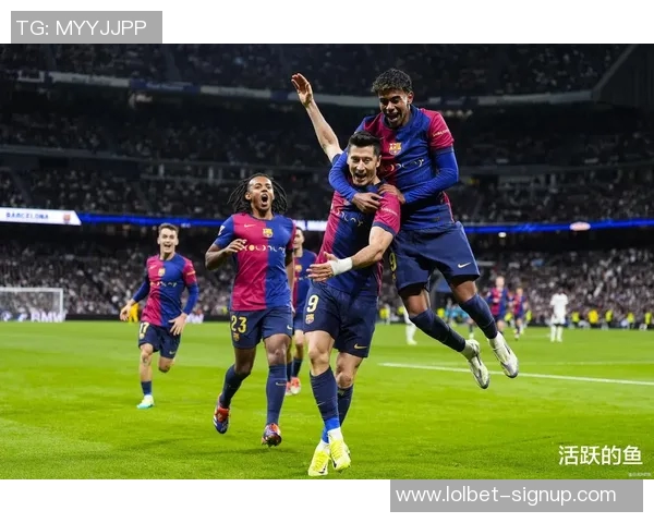 那不勒斯狂胜巴萨4-0绝杀瞬间引发全场沸腾精彩集锦回顾