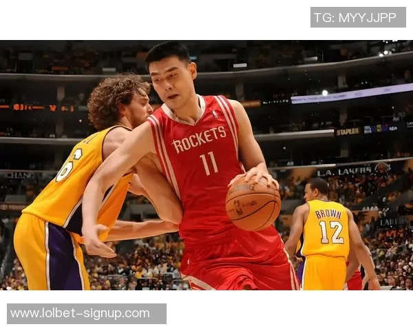 姚明口语测试：探索篮球巨星的语言魅力与沟通技巧